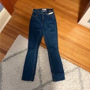 Abercrombie & Fitch 90's Slim Straight Ultra High Rise Jeans 23 000s NWT